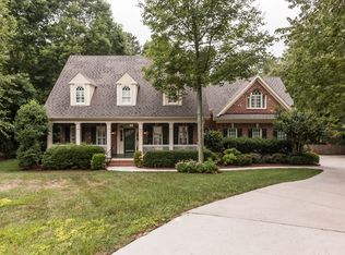 8901 White Ash Ct, Raleigh, NC 27615