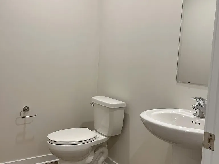 507 Titanium St — Photo 23