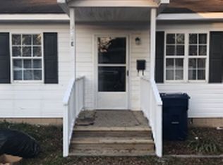317 E Dundee St, Smithfield, NC 27577