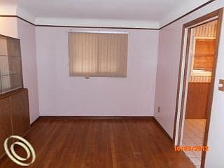 4th image of 26560 Kendall Ct