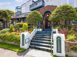 2920 Alki Ave SW APT 409, Seattle, WA 98116