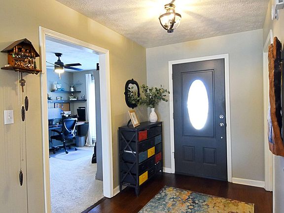 3rd image of 1106 Bankhead Rd SW