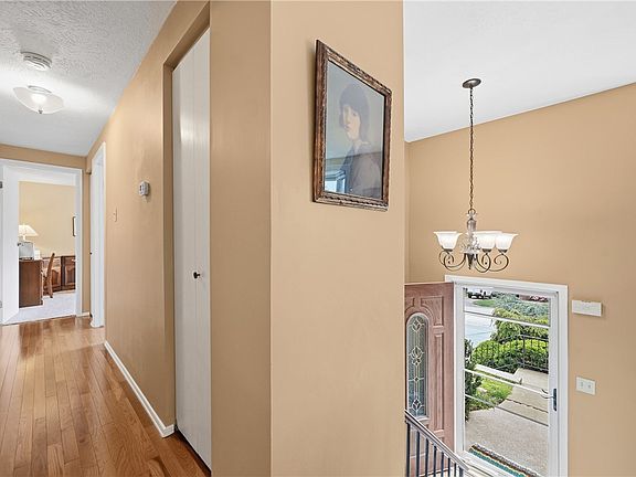 3rd image of 1767 Norsen Dr