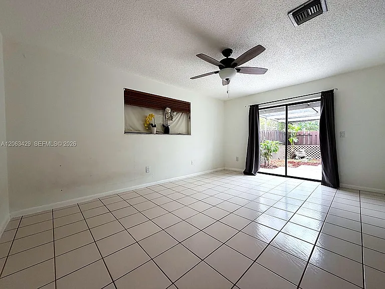 4226 S Landar Dr #4226 — Photo 4