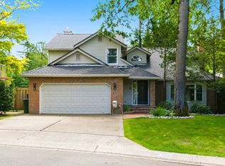 5760 Meridian Ct, Lake Oswego, OR 97035
