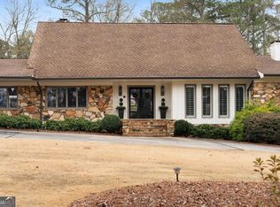 10 Woodland Dr, Cartersville, GA 30120