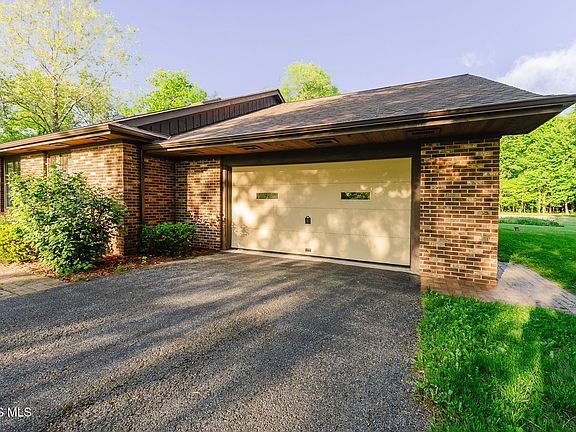 4th image of 11291 Township Road 227