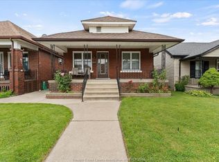 1663 Elsmere Ave, Windsor, ON N8X 4H5