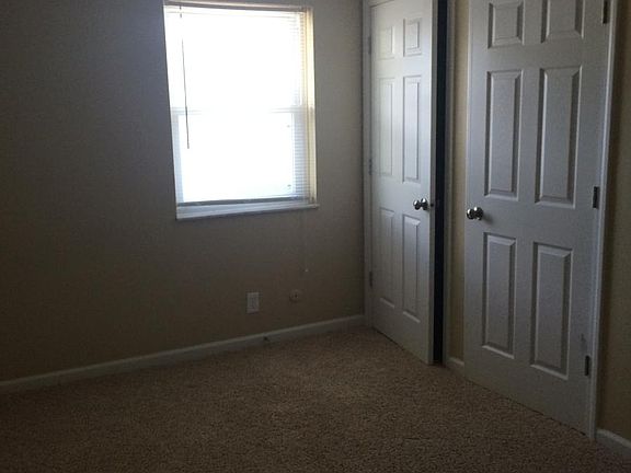 4th image of 300 S Morrison Ave APT 300