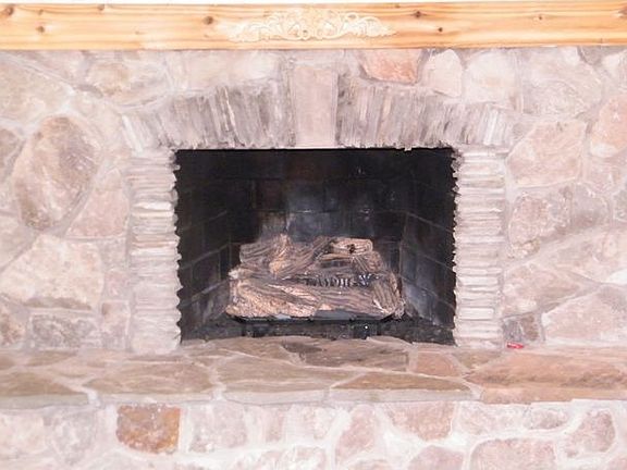 4th image of 7758 Skylineview Dr