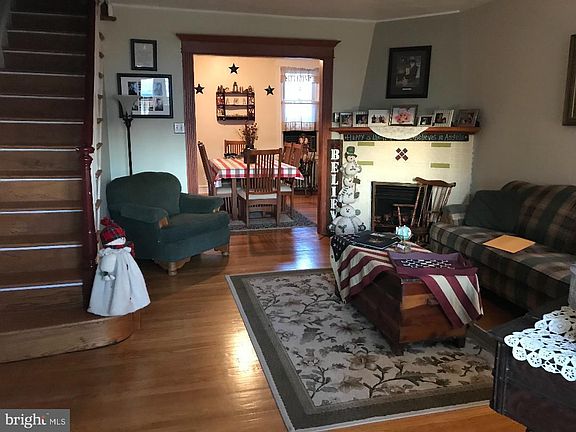 2nd image of 3427 Saint Vincent St