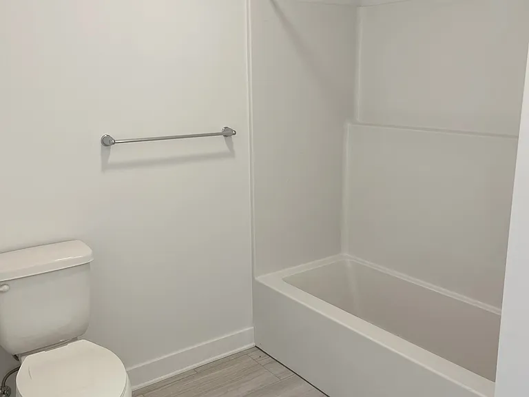 50 Clifford Rd #3-6 — Photo 9