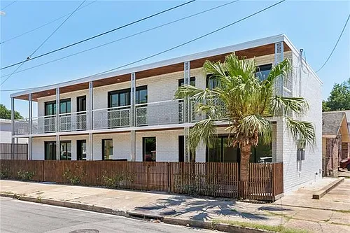 3900 Royal St Photo 1