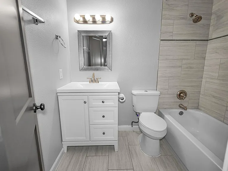 1315 Alliance St #2 — Photo 13