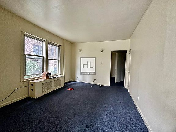5th image of 8904 63rd Dr APT 1R