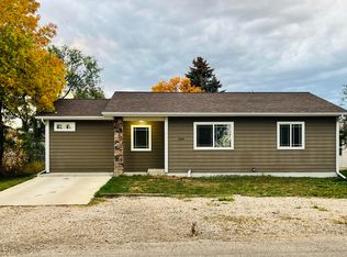 1556 Parker Ave, Sheridan, WY 82801