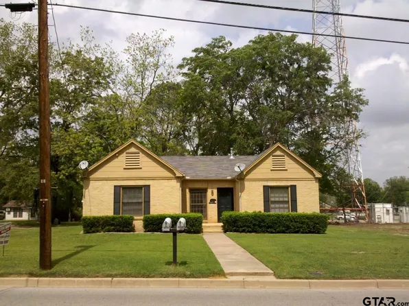 503 E College St, Athens, TX 75751