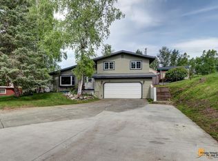 7327 Hennings Way, Anchorage, AK 99504