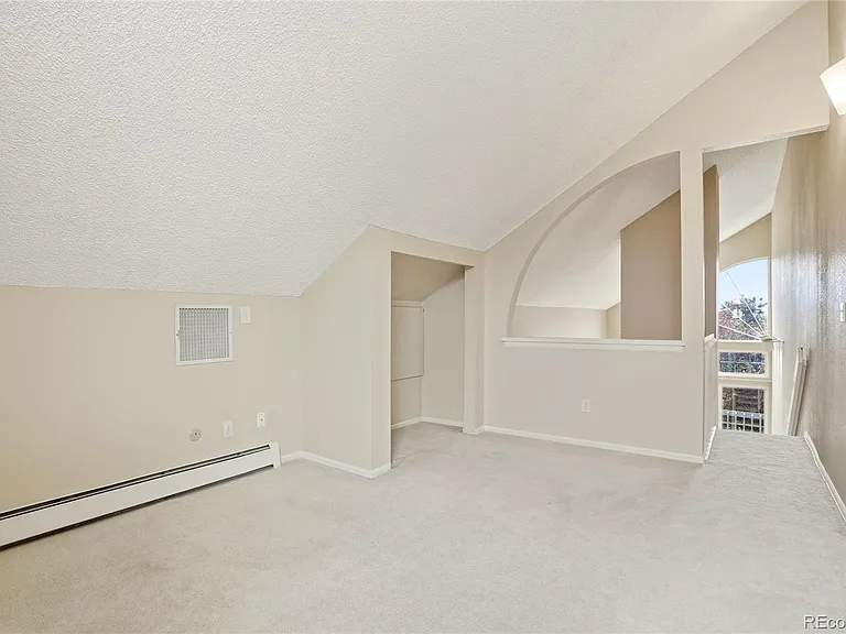7448 Singing Hills Ct — Photo 18