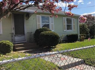 385 Beverage Hill Ave, Pawtucket, RI 02861