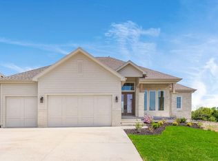 10853 S Shady Bend Rd, Olathe, KS 66061