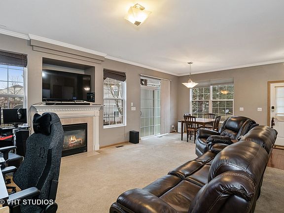 4th image of 1291 W Oriole Ct