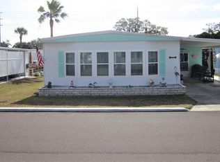 37852 Barcelona Ave, Zephyrhills, FL 33541