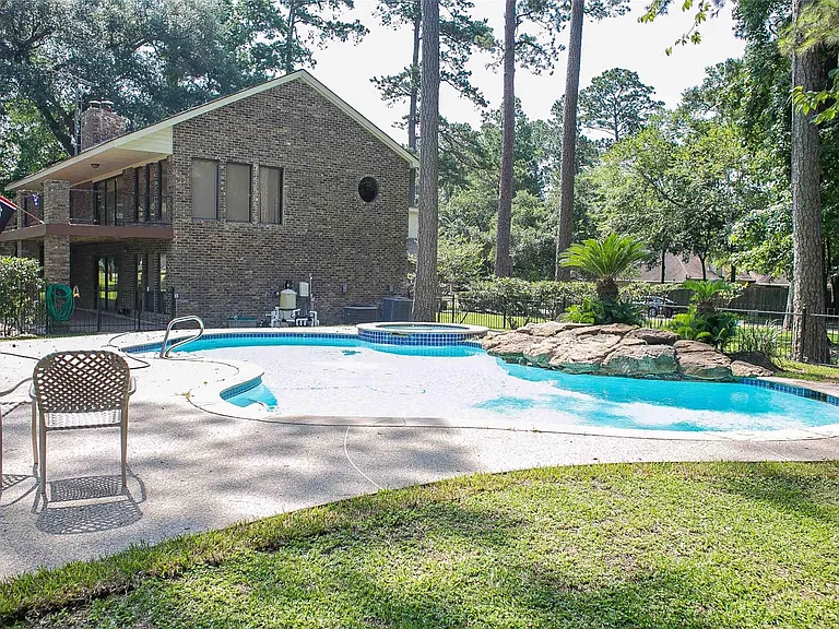 12900 Walden Rd #220B — Photo 34