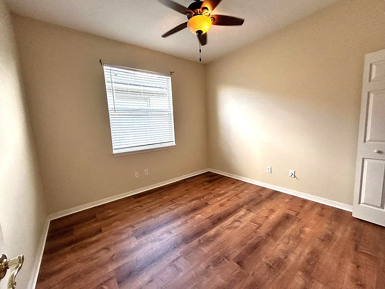 1357 Candy Apple Way — Photo 15