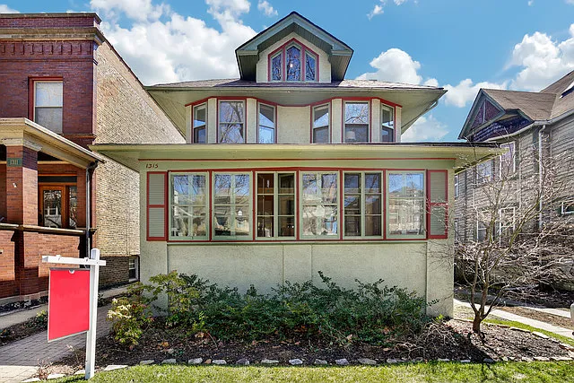 1315 W Hood Ave photo 1