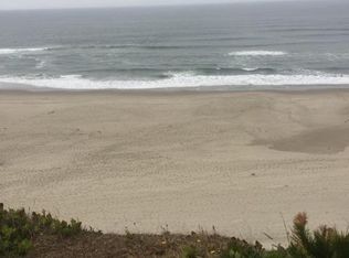 2100 NW Inlet Ave, Lincoln City, OR 97367
