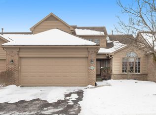 4737 Mulberry Woods Cir, Ann Arbor, MI 48105