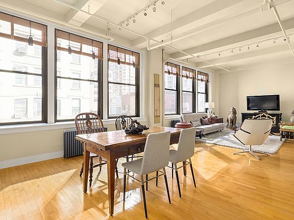 3rd image of 108 W 25th St Floor 3