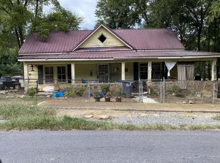 506 Thompson St, La Fayette, GA 30728