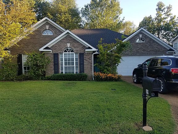 2nd image of 109 Englewood Cv