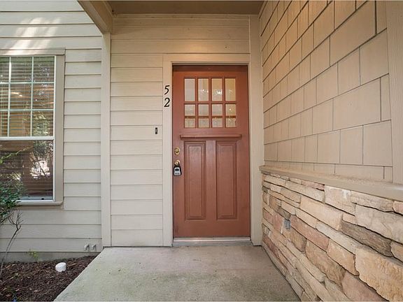 3rd image of 52 Stone Creek Pl