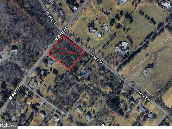 1 Green St, Sellersville, PA 18960