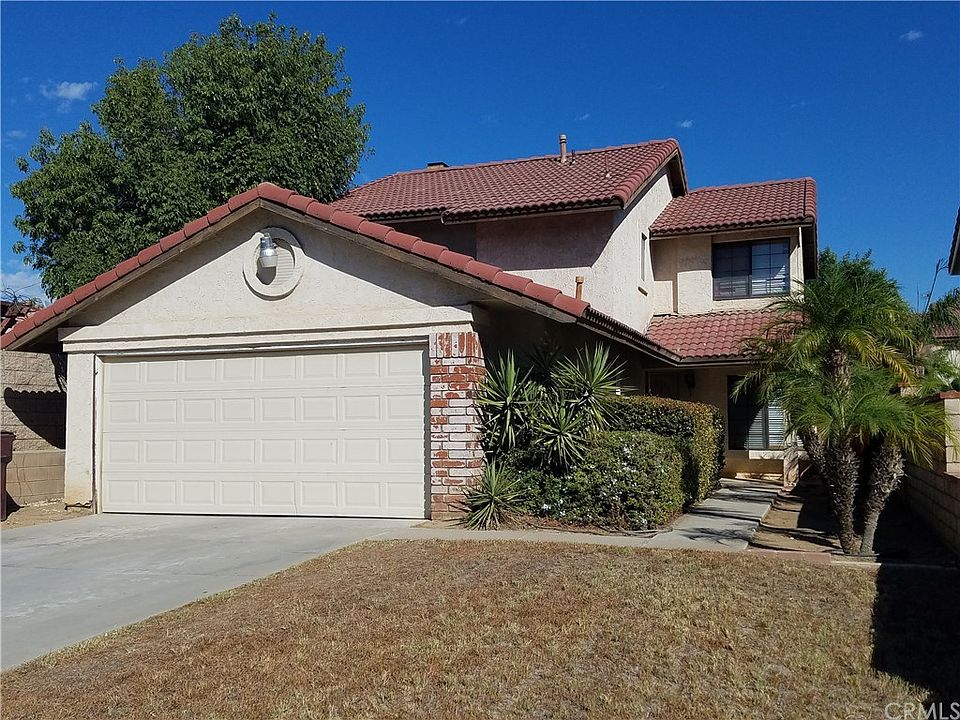 1st image of 15754 Sheryl Ln
