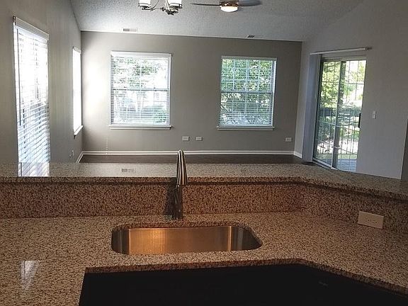 2nd image of 1728 Ontario Ave APT 208