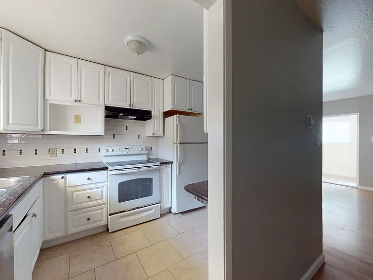 1400 Yuba Ave — Photo 10
