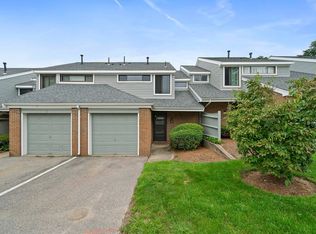 9 Orangewood Dr, Stoughton, MA 02072