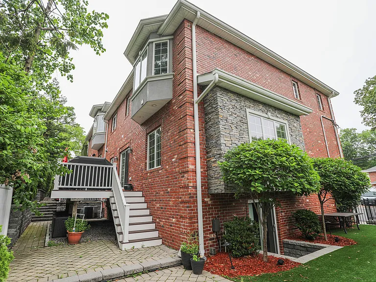 296 Forest Rd — Photo 35
