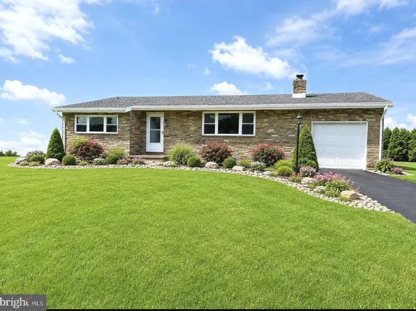 7049 Lincoln Hwy, Thomasville, PA 17364