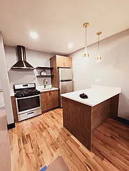 17 Belmont Avenue, #1B