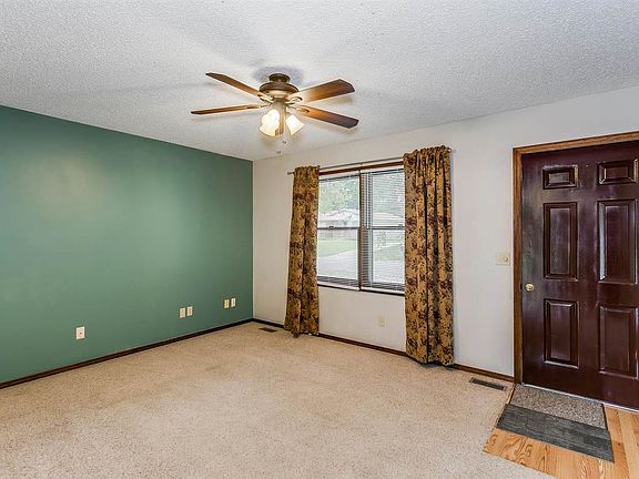 5th image of 6517 N Longmont St