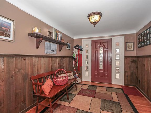 3rd image of 1210 Deblin Dr