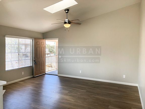 4th image of 3946 Kansas St #7