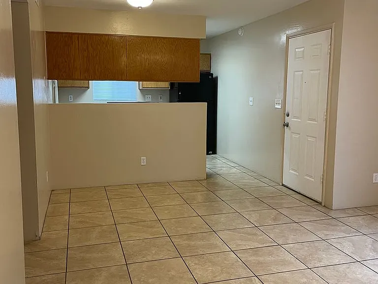 941 Gail Gardner Way — Photo 4