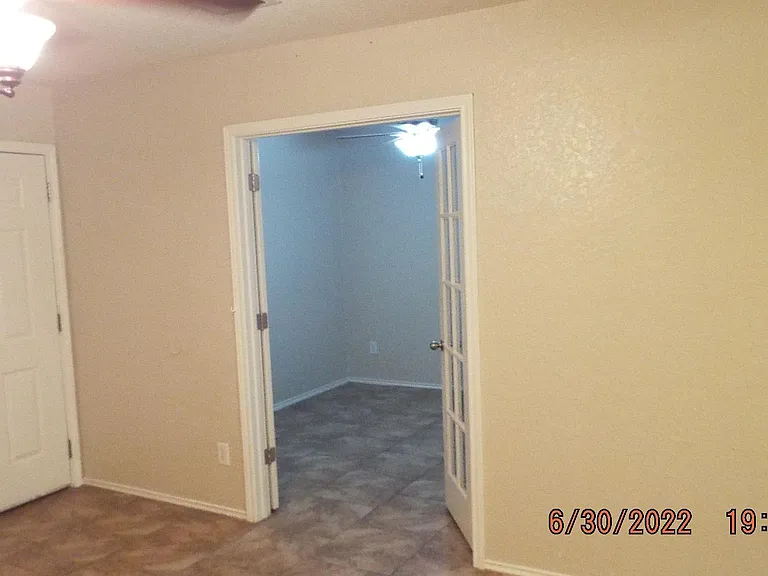 105 Wistoria Ct — Photo 4