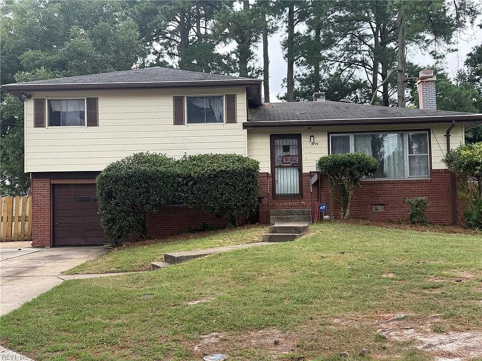 2nd image of 3709 Beacon Ln
